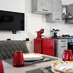 Grey House Casa マルティナ・フランカ